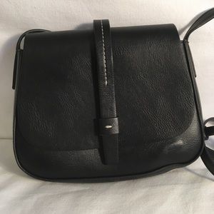 Gap cross body bag